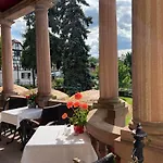 Hotel Le Manoir
