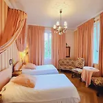 Le Manoir 2*