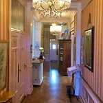 Le Manoir Barr