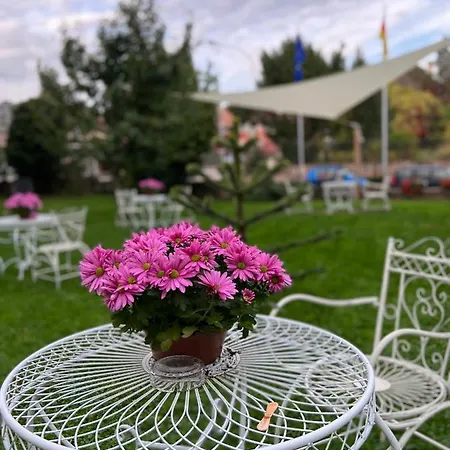 Le Manoir Hotel 2*