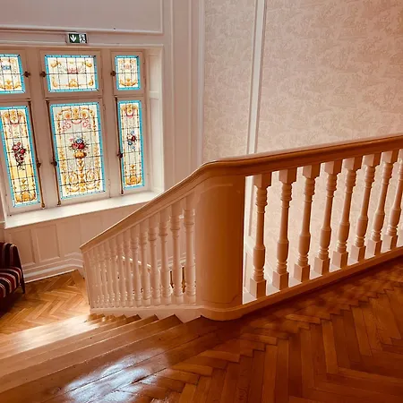 Le Manoir 바
