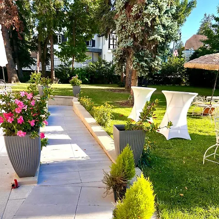 Hotel Le Manoir