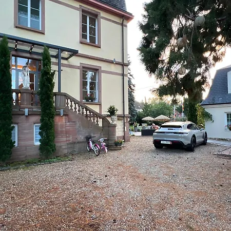 Le Manoir Hotel 2*