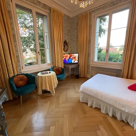 Le Manoir Barr