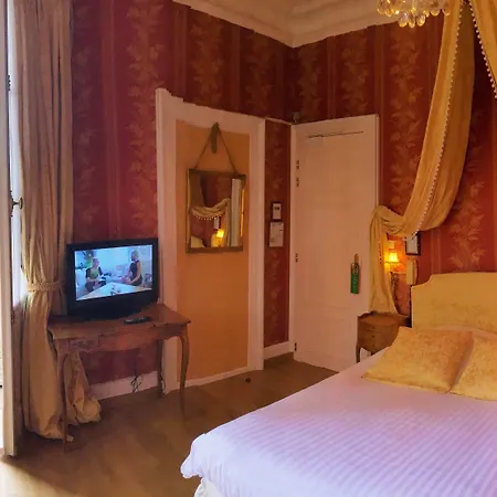Hotel Le Manoir 2*