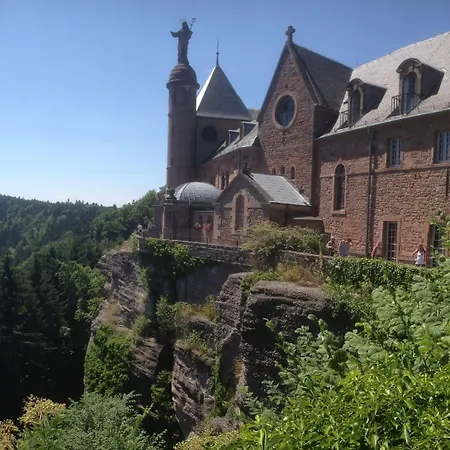 Le Manoir 2*
