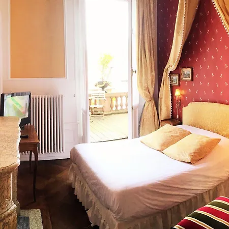 Le Manoir Hotel 2*