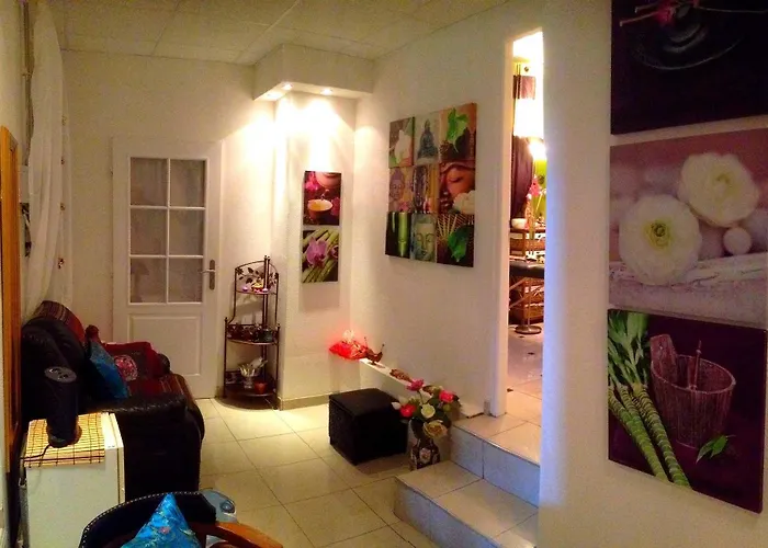 Le Manoir Hotell Barr